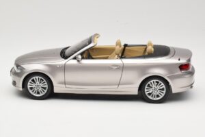 BMW 1 Series E88 Cabriolet Mineral Silver Metallic Kyosho 1:18 80430427020 Metaal — afbeelding 4 van 8