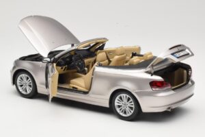 BMW 1 Series E88 Cabriolet Mineral Silver Metallic Kyosho 1:18 80430427020 Metaal — afbeelding 5 van 8