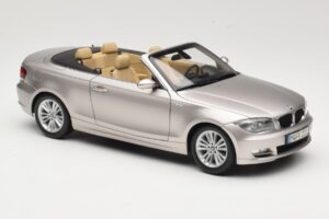 BMW 1 Series E88 Cabriolet Mineral Silver Metallic Kyosho 1:18 80430427020 Metaal — afbeelding 6 van 8
