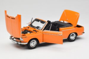 BMW 1600 Cabriolet Oranje Minichamps 1:18 100021030-O Metaal — afbeelding 2 van 8
