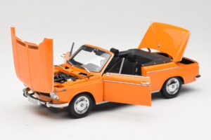 BMW 1600 E10 Cabriolet Oranje Minichamps 1:18 100021030 Metaal — afbeelding 2 van 8