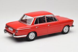 BMW 1800 Ti Karmijn Rood Minichamps 1:18 107024001 Metaal — afbeelding 2 van 6