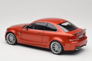 BMW 1M Coupe E82 Sakhir Orange Metallic Minichamps 1:18 110020020 Metaal — afbeelding 7 van 8