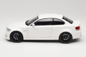 BMW 1M Coupe E82 Wit Minichamps 1:18 110020022 Metaal — afbeelding 4 van 8