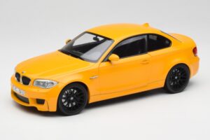 BMW 1M Coupe E82 Geel Minichamps 1:18 110020026 Metaal