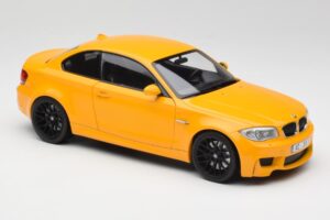 BMW 1M Coupe E82 Geel Minichamps 1:18 110020026 Metaal — afbeelding 6 van 8