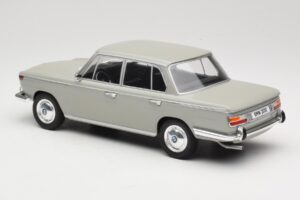 BMW 2000 TI Grijs MCG 1:18 MCG18112 Metaal — afbeelding 5 van 6
