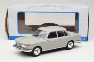 BMW 2000 TI Grijs MCG 1:18 MCG18112 Metaal — afbeelding 6 van 6