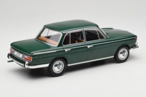 BMW 2000 121 Groen MCG 1:18 MCG18542 Metaal — afbeelding 2 van 6
