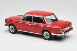 BMW 2000 121 Rood MCG 1:18 MCG18543 Metaal — afbeelding 5 van 6