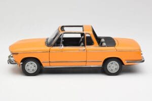 BMW 2002 E10 Cabriolet Colorado Oranje AUTOart 1:18 80430300713 Metaal — afbeelding 4 van 8