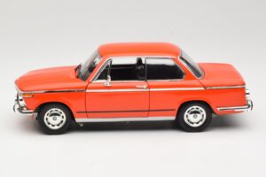BMW 2002 E10 ti Oranje Anson 1:18 30386 Metaal — afbeelding 4 van 8