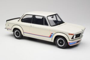BMW 2002 Turbo E10 Chamonix Wit Otto 1:12 G077 Hars — afbeelding 3 van 5
