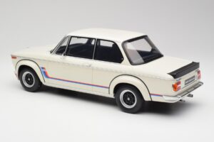 BMW 2002 Turbo E10 Chamonix Wit Otto 1:12 G077 Hars — afbeelding 4 van 5
