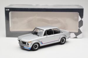 BMW 2002 Turbo E10 Zilver Minichamps 1:18 155026201 Metaal — afbeelding 6 van 6