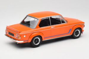 BMW 2002 Turbo Oranje Minichamps 1:18 155026202 Metaal — afbeelding 2 van 6