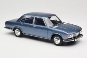 BMW 2500 E3 Blue Metallic BoS Models 1:18 BOS030 Hars — afbeelding 4 van 6