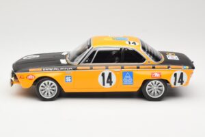 BMW 2800 CS BMW Alpina #14 H. Kelleners / G. Huber Winners 24 Hours of Spa 1970 Minichamps 1:18 155702714 Metaal — afbeelding 3 van 6