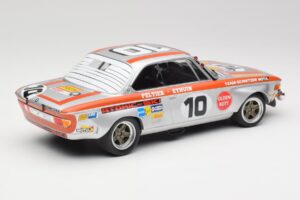 BMW 2800 CS Team Schnitzer #10 J. Fitzpatrick / J. Peltier Spa 1972 Minichamps 1:18 155722710 Metaal — afbeelding 2 van 6
