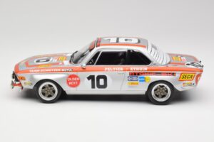 BMW 2800 CS Team Schnitzer #10 J. Fitzpatrick / J. Peltier Spa 1972 Minichamps 1:18 155722710 Metaal — afbeelding 3 van 6