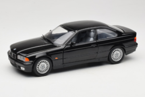 BMW 3 Series E36 Coupe Zwart UT Models 1:18 BMW009 Metaal