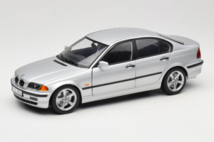 BMW 3 Series E46 Zilver UT Models 1:18 80439421535 Metaal