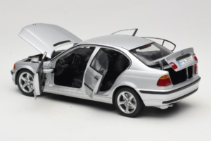 BMW 3 Series E46 Zilver UT Models 1:18 80439421535 Metaal — afbeelding 5 van 8