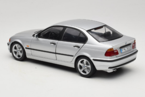 BMW 3 Series E46 Zilver UT Models 1:18 80439421535 Metaal — afbeelding 7 van 8