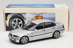 BMW 3 Series E46 Zilver UT Models 1:18 80439421535 Metaal — afbeelding 8 van 8