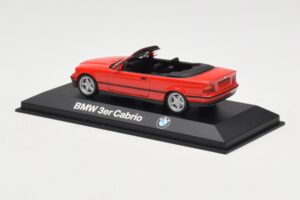 BMW 3 Series E30 Cabriolet Rood Minichamps 1:43 80429421500 Metaal — afbeelding 3 van 4