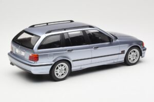 BMW 3 Series E36 Touring Blue Metallic MCG 1:18 MCG18365 Metaal — afbeelding 2 van 6