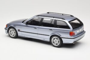 BMW 3 Series E36 Touring Blue Metallic MCG 1:18 MCG18365 Metaal — afbeelding 5 van 6