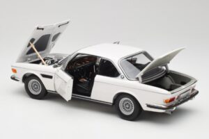 BMW 3.0 CSi E9 Wit Minichamps 1:18 180029026 Metaal — afbeelding 5 van 8