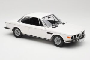 BMW 3.0 CSi E9 Wit Minichamps 1:18 180029026 Metaal — afbeelding 6 van 8
