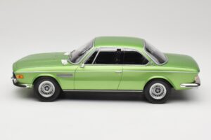 BMW 3.0 CSi E9 Green Metallic Minichamps 1:18 155028034 Metaal — afbeelding 3 van 6