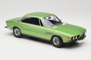 BMW 3.0 CSi E9 Green Metallic Minichamps 1:18 155028034 Metaal — afbeelding 4 van 6