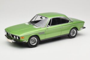 BMW 3.0 CSi E9 Green Metallic Minichamps 1:18 155028034 Metaal
