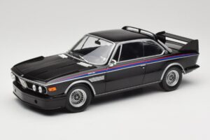 BMW 3.0 CSL E9 Zwart Minichamps 1:18 155028134 Metaal