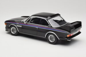 BMW 3.0 CSL E9 Zwart Minichamps 1:18 155028134 Metaal — afbeelding 5 van 6
