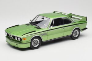 BMW 3.0 CSL E9 Green Metallic Minichamps 1:18 155028132 Metaal