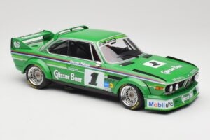 BMW 3.0 CSL E9 #1 Alpina G. Nilsson / D. Quester Winners Nürburgring 1977 Minichamps 1:18 155772501 Metaal — afbeelding 4 van 6