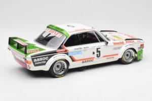 BMW 3.0 CSL E9 #5 Assoc Interim J-C. Chavan / A. Detrin Winners 24 Hours of Spa 1976 Minichamps 1:18 155762505 Metaal — afbeelding 2 van 6
