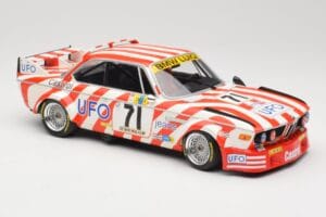 BMW 3.0 CSL E9 #71 Luigi Racing P. Xhenceval / J. Dieudonné 24 Hours of Le Mans 1977 Minichamps 1:18 155772571 Metaal — afbeelding 4 van 6