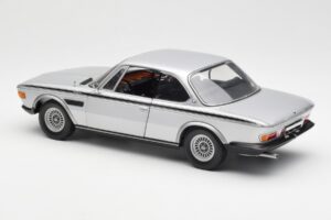 BMW 3.0 CSL E9 Zilver Minichamps 1:18 180029020 Metaal — afbeelding 7 van 8