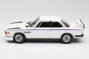 BMW 3.0 CSL E9 Wit Minichamps 1:18 155028136 Metaal — afbeelding 3 van 6