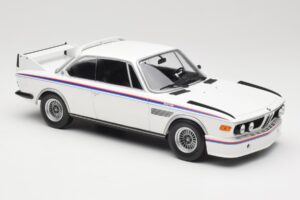 BMW 3.0 CSL E9 Wit Minichamps 1:18 155028136 Metaal — afbeelding 4 van 6