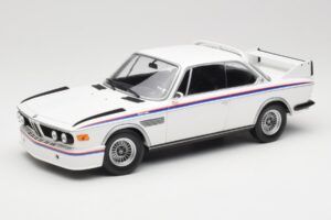 BMW 3.0 CSL E9 Wit Minichamps 1:18 155028136 Metaal