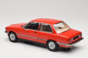 BMW 316 E21 Rood Minichamps 1:18 107024100 Hars — afbeelding 5 van 6