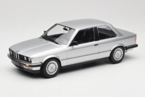 BMW 323i E21 Zilver Minichamps 1:18 155026001 Metaal