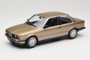 BMW 323i E30 Brown Metallic Minichamps 1:18 155026004 Metaal